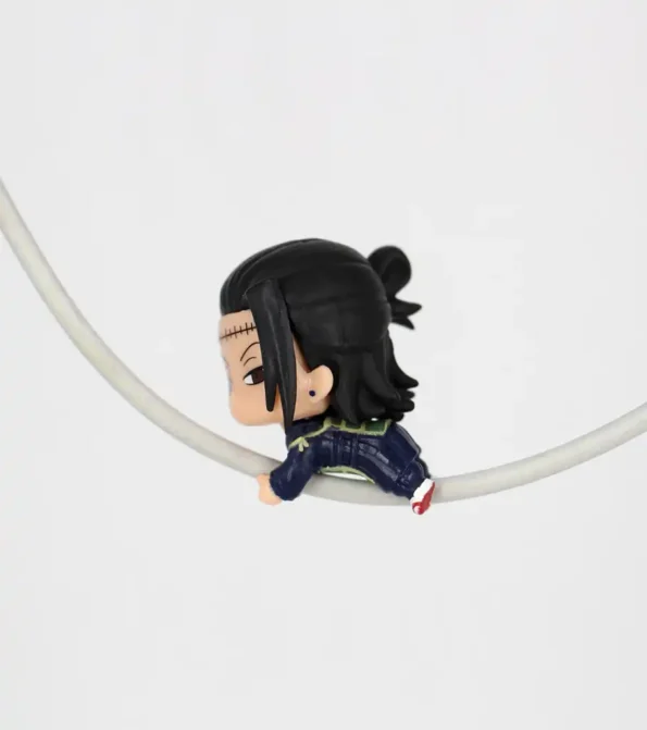 gashapon - colgar en los cables-GETO